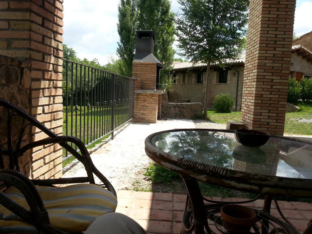 Country House El Permanyer Olost Exterior foto